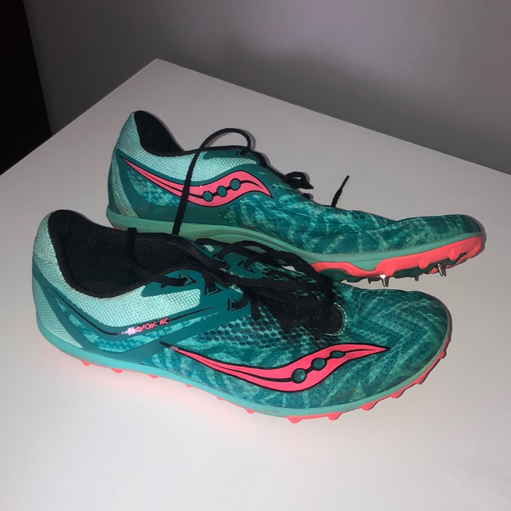 Cross country/track spikes